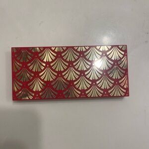 Estee Lauder trick of the eyes palette